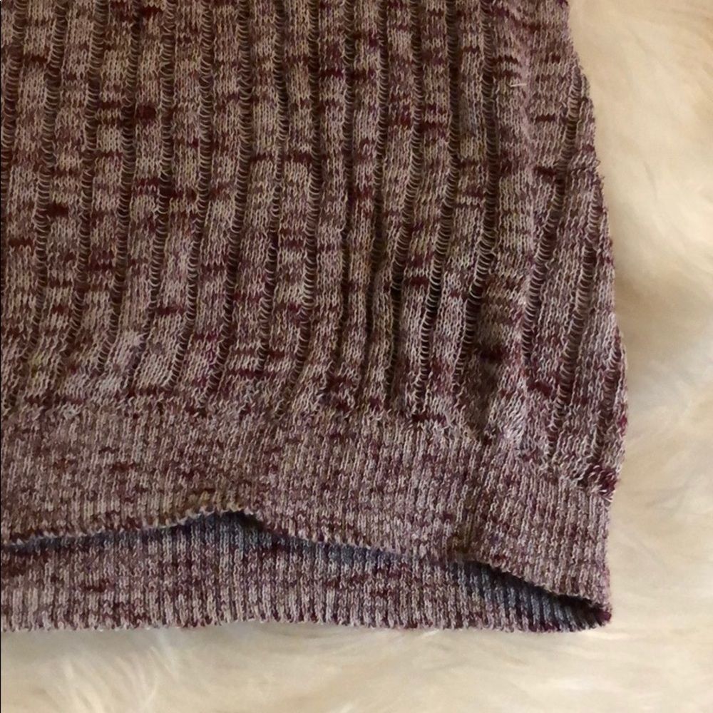 Purple Ribbed Halter Top - Picture 4 of 5